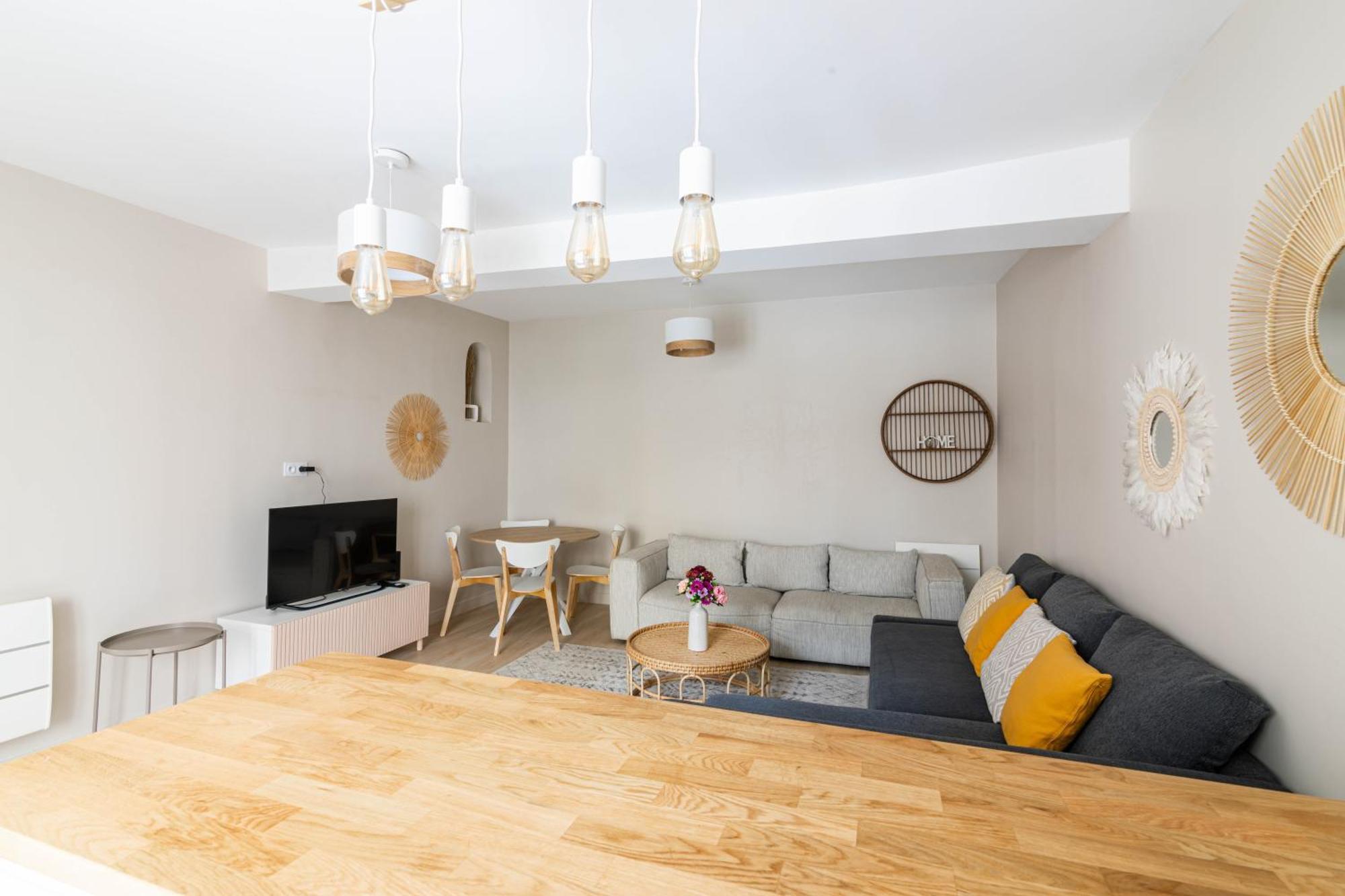 Luxurious 1 Bedroom Quartier De La Bastille Free Netflix Paris Exteriör bild